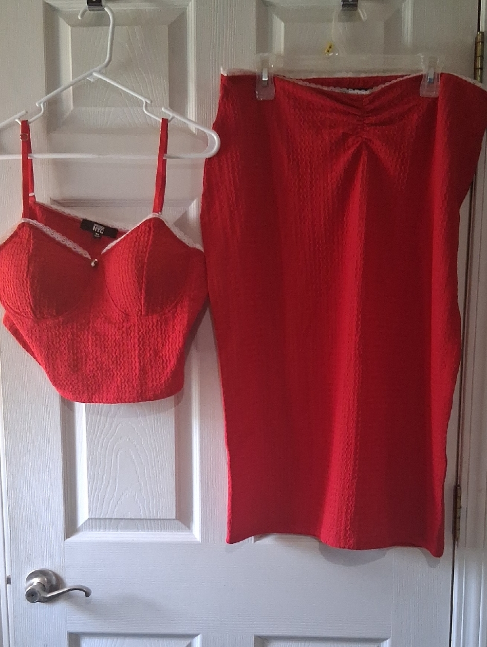 NWOT Womens Madden NYC Red Textured Two-Piece Crop Top & Skirt Set Sz. XL